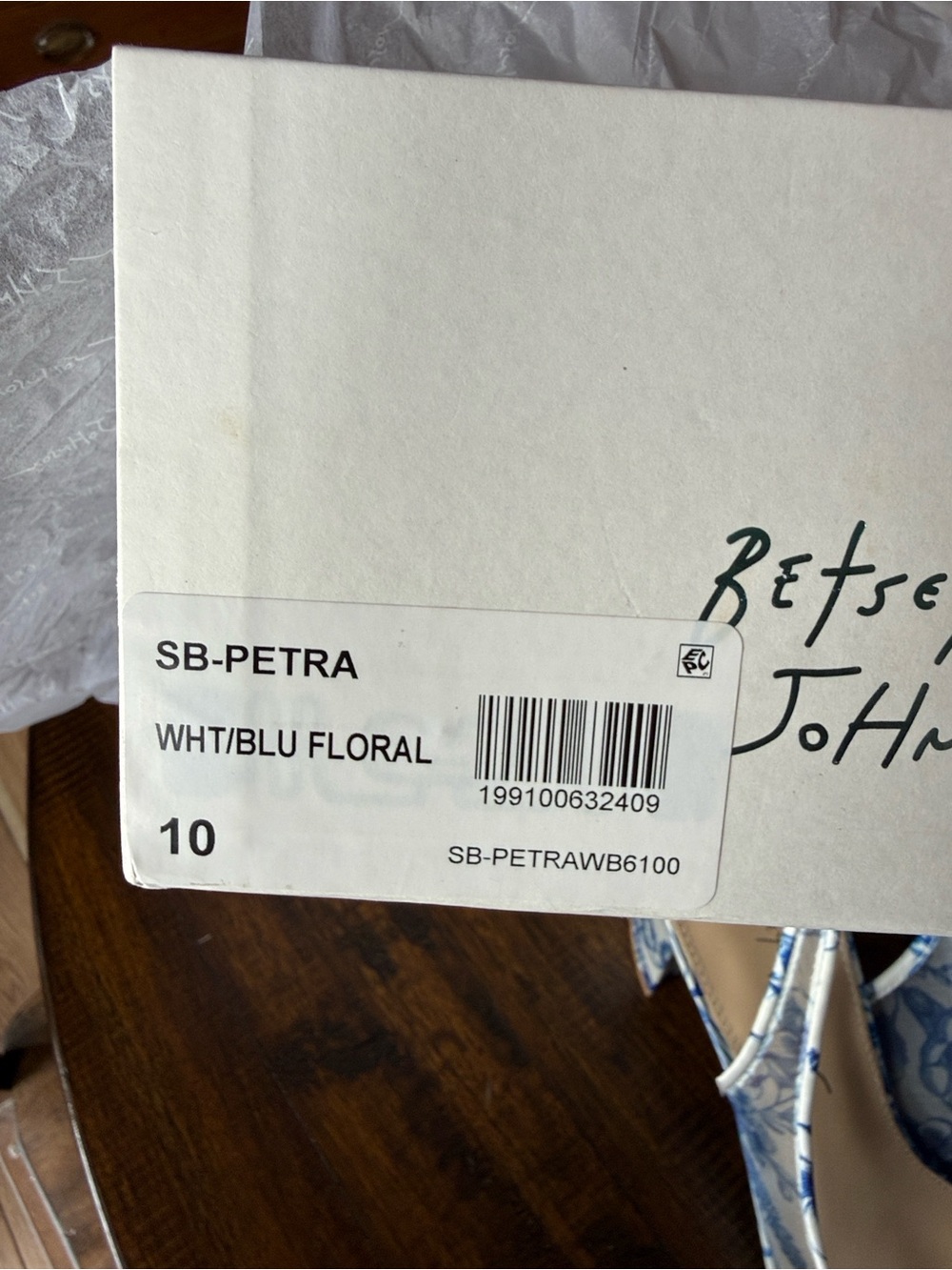Betsey Johnson Petra Blue Floral Appliqué Slingback Heels - Picture 6 of 6
